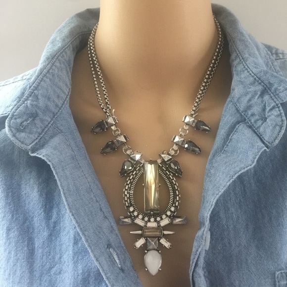 Statement Necklace - Picture 2 of 5