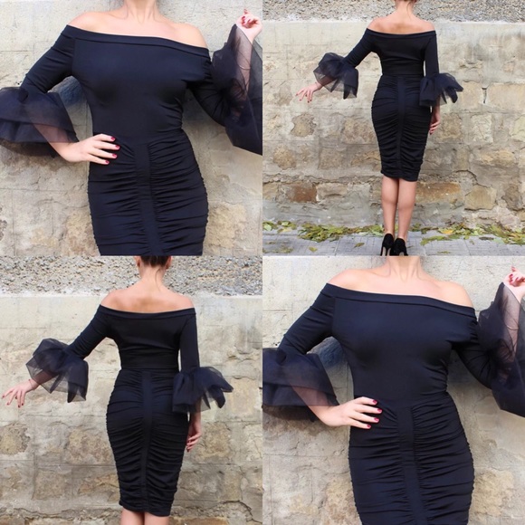 ONLY 3 LEFT WONT BE BACK! 5⭐️️RATE! AUDREY DRESS - Picture 2 of 8