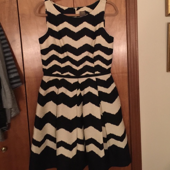 2 dresses, size 8, both like new