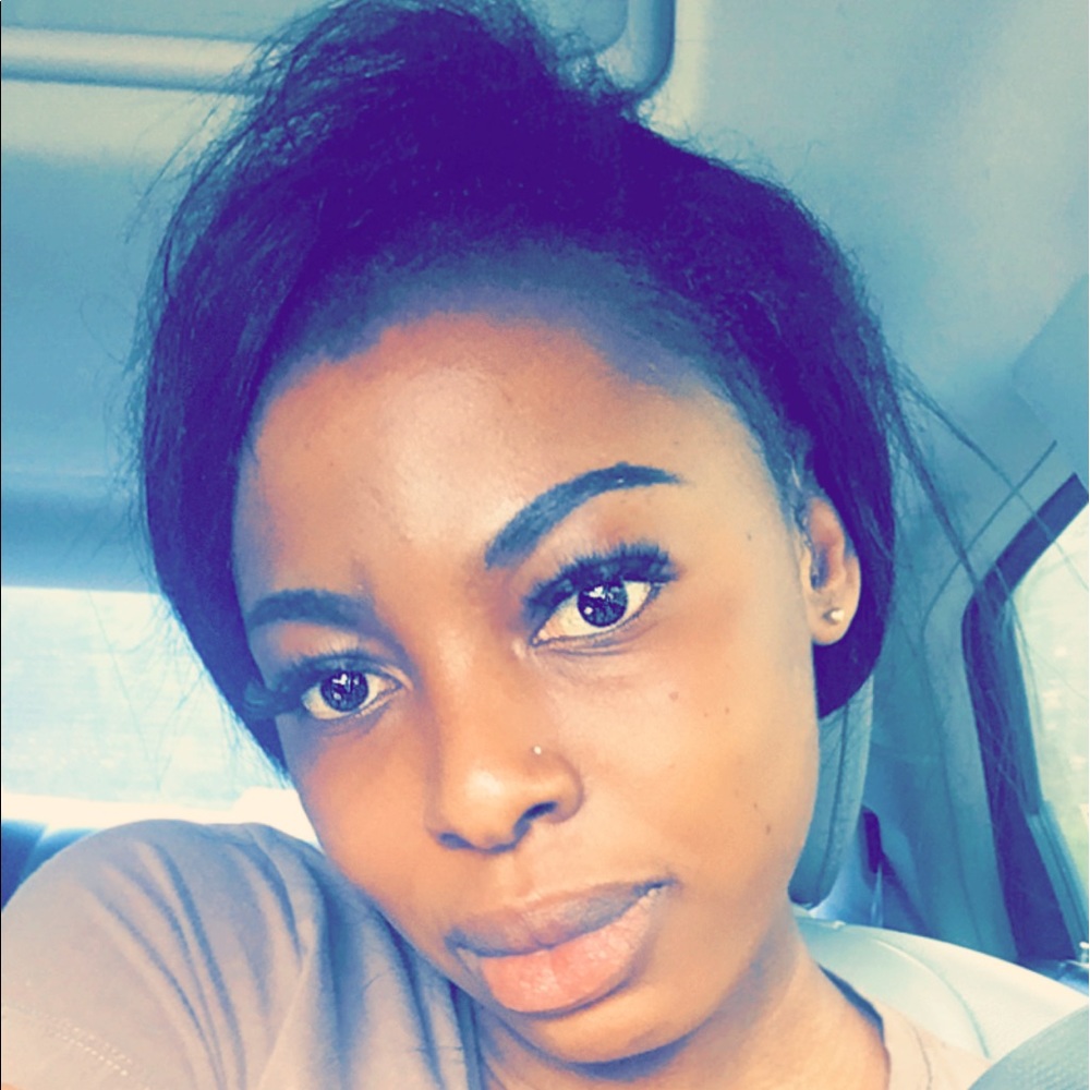 Meet your Posher, Bernice