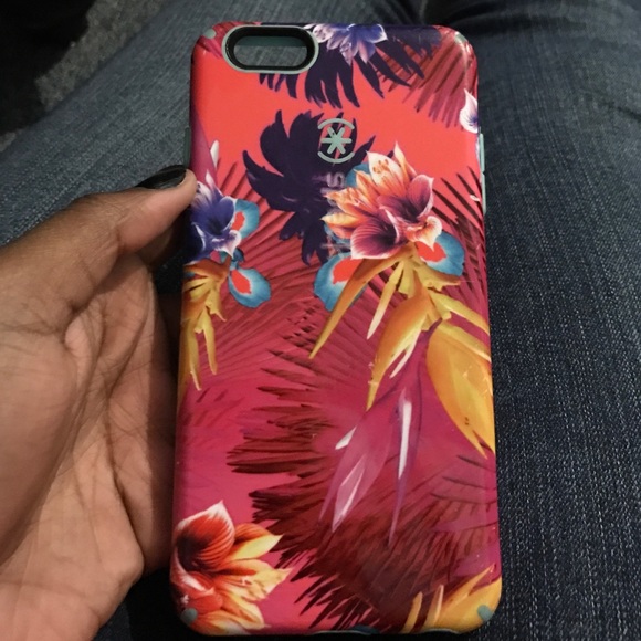 Protective Speck case for IPhone 6s Plus