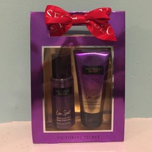 VS Perfume & Lotion Set