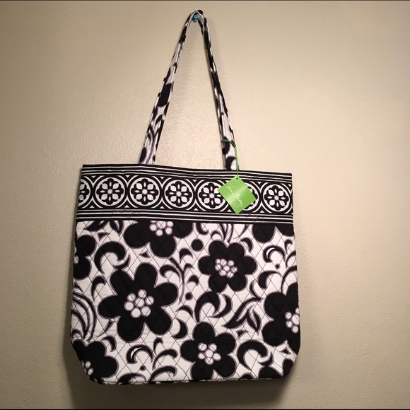 Vera Bradley Handbags - CCO! 🔥💋 NWT Vera Bradley Night & Day Tote.