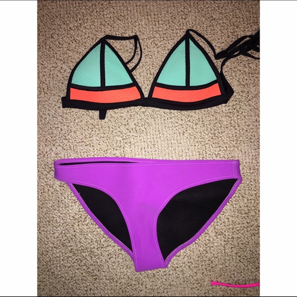 Triangl Bikini