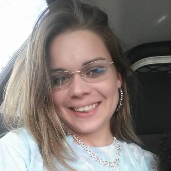 Meet your Posher, Emily - Picture 1 of 1