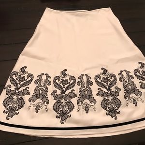 White House Black Market skirt