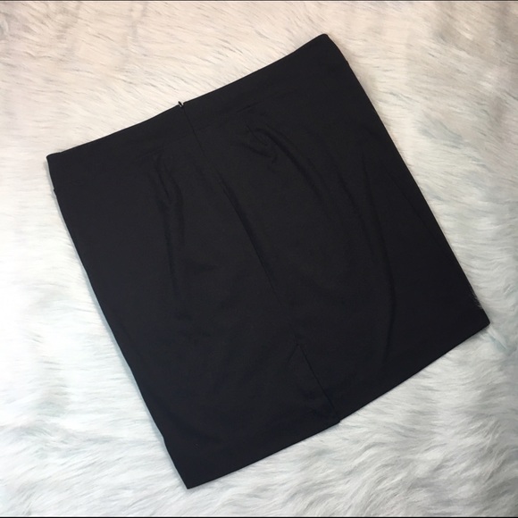 Liz Lange for Target Skirts - Liz Lange Maternity Target Black Skirt Liz Lange for Target Skirts - Liz Lange Maternity Target Black Skirt