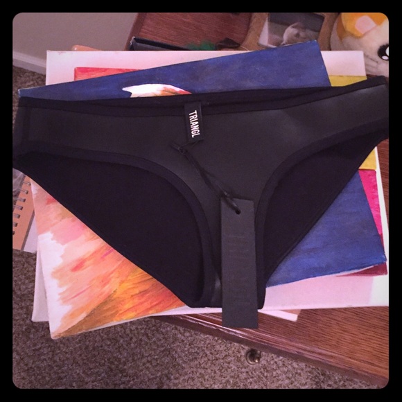 NWT TRIANGL Neoprene Small Bikini Bottoms!