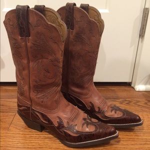 Ariat Cowboy Boots