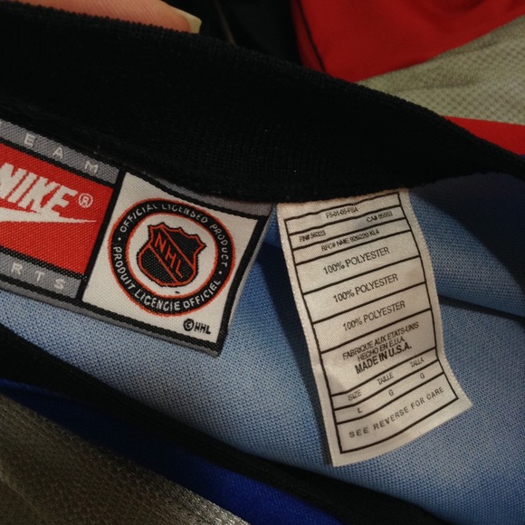 Vintage NHL Montréal Canadiens Jersey and hat - Picture 3 of 3