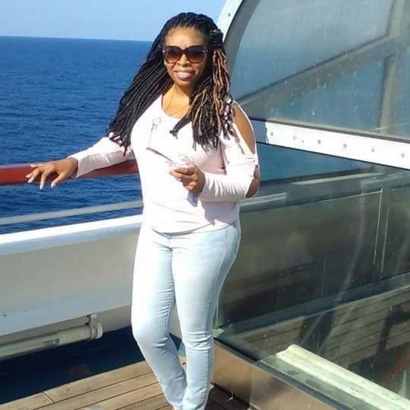 Meet your Posher, Starla