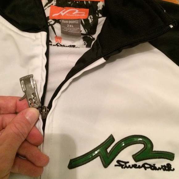 Five Pointz NWOT Perfect!! Xxl fits like XL. - Picture 2 of 4