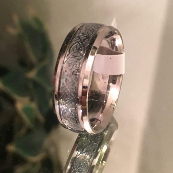 Men's Silver Celtic Dragon Titanium Ring sz 9-12 - Picture 5 of 8
