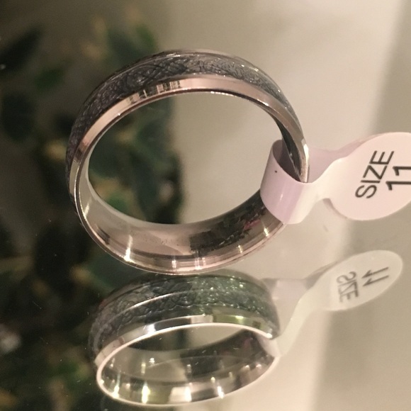 Men's Silver Celtic Dragon Titanium Ring sz 9-12 - Picture 6 of 8