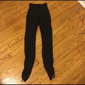 Lululemon mesh skinny workout