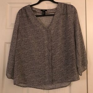 Cute H&M blouse!