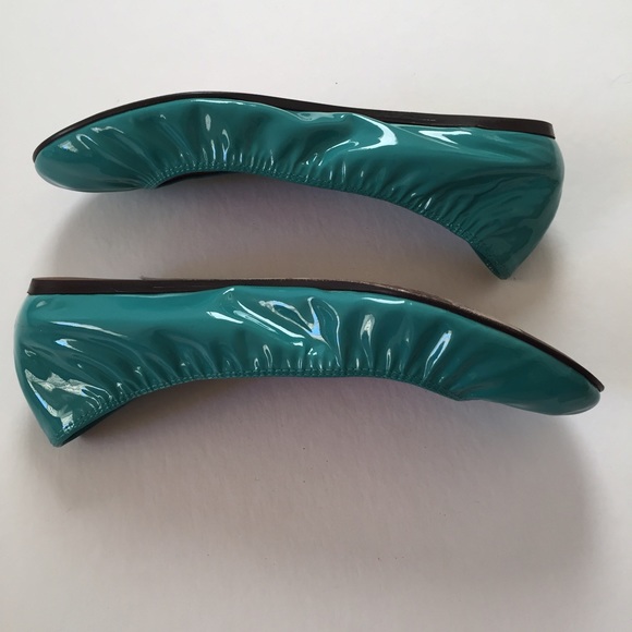 💢SOLD💢 Lanvin Teal Leather Patent Flats - Picture 3 of 4