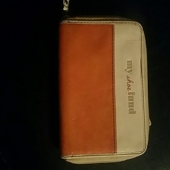 Fossil wallet