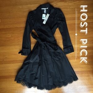 ✨HP!✨ Diane Von Furstenberg Silk Wrap Dress