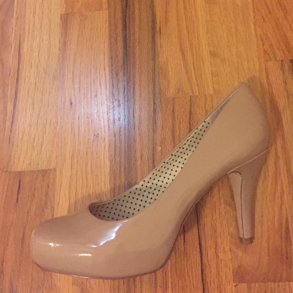 Nude heels
