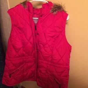 Hooded Puffer Vest