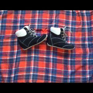 Suede Black Ankle Booties Size 7 Fall Winter