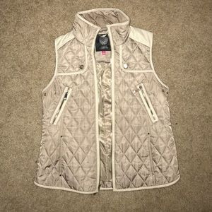 Vince Camuto tan vest