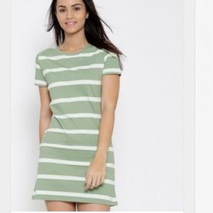 Forever 21 T-Shirt Dress
