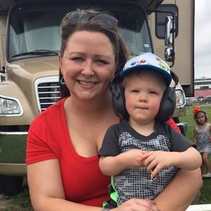 Meet your Posher, Jillian