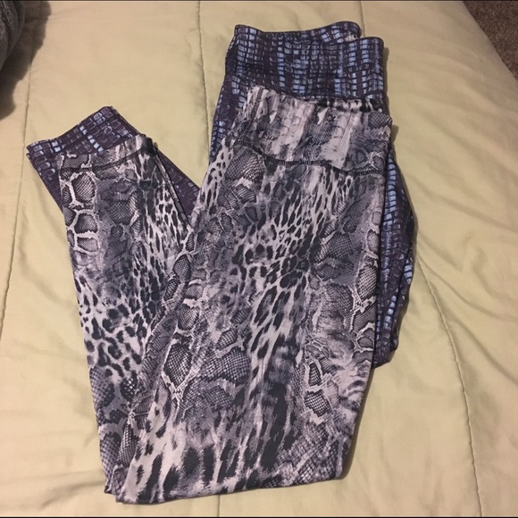 Bundle of 90 degrees full length leggings