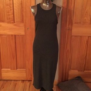 Slim fitted grey dress