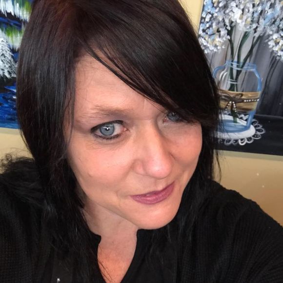 Meet your Posher, Kari