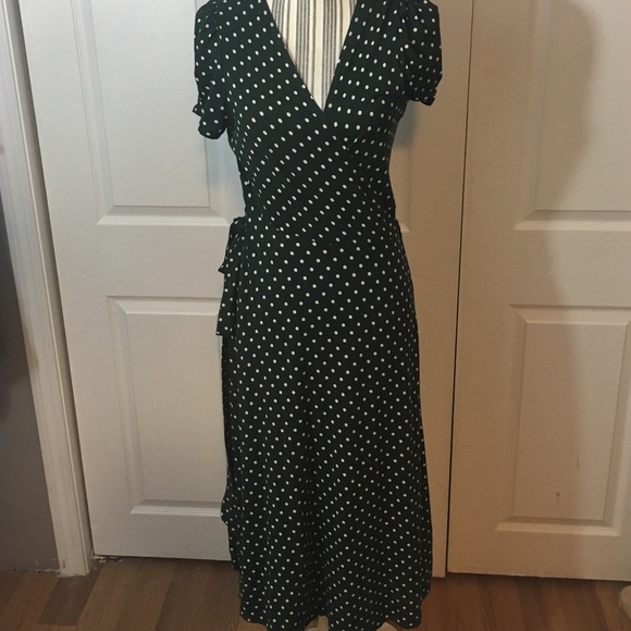 BCBGMaxAzria Dresses & Skirts - BCBG Polka Dot Wrap Dress