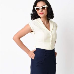 Banned Top Vintage L Button Down Classic Blouse