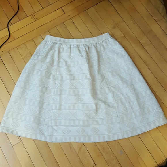 Tan and White Aztec Embroidered Skirt with Pockets - Picture 1 of 3