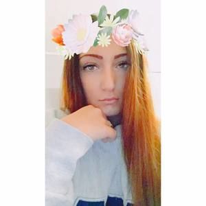 Meet your Posher, Danielle
