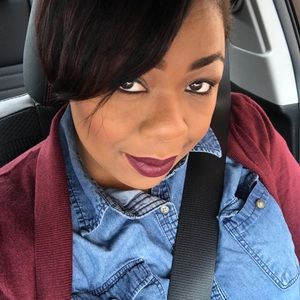 Meet your Posher, Zandra