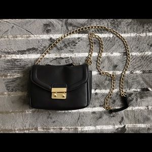 G BY GUESS CROSSBODY MINI BAG