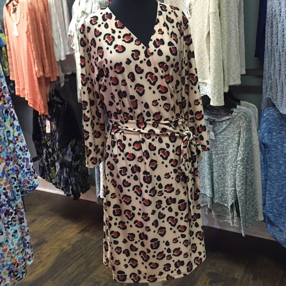 ✨On sale!✨Kaeli Smith Dress👗