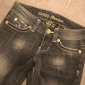 New GUESS premium skinny jeans 26