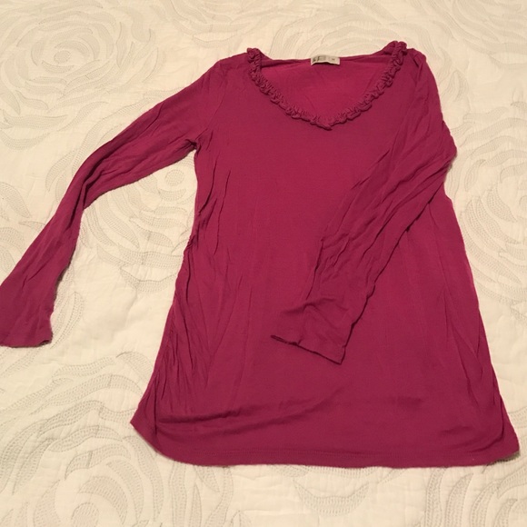 Maternity Long Sleeved Tee. Size M.