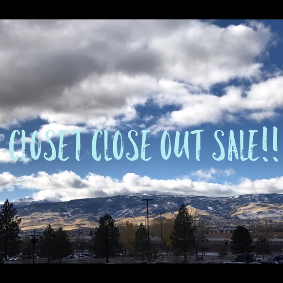 ✨✨CLOSET CLOSE OUT SALE ✨✨
