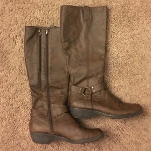Like New Aerosoles Harness Boot