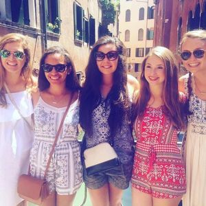 Meet your Posher, Madison