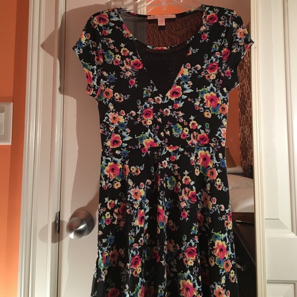 Sz medium Floral skater dress with mesh inserts - Picture 1 of 4