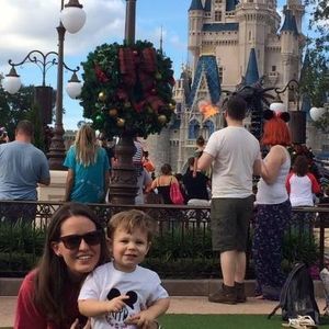 Meet your Posher, Caitlin