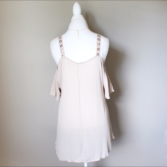 Nude Cold Shoulder Top tunic - Picture 4 of 5