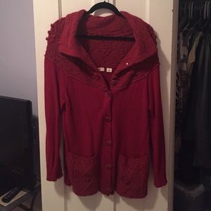 Sleeping on snow sweater