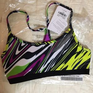 NWT Fabletics M Snapdragon Reversible Bra