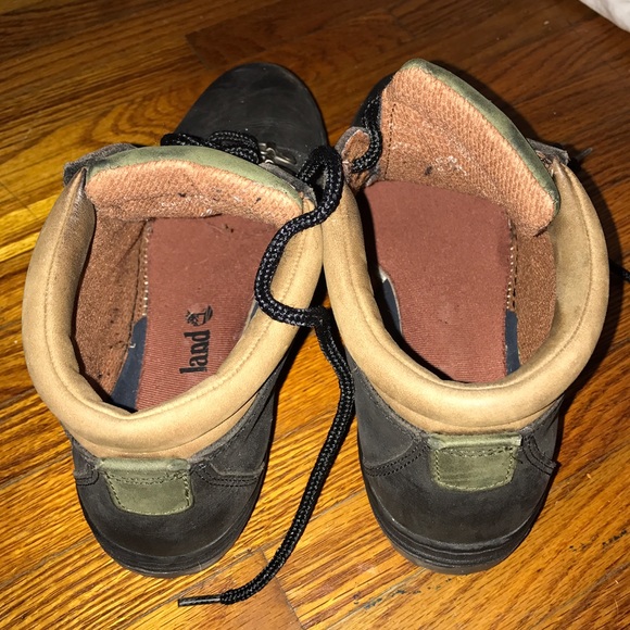 Timberlands - Picture 3 of 4